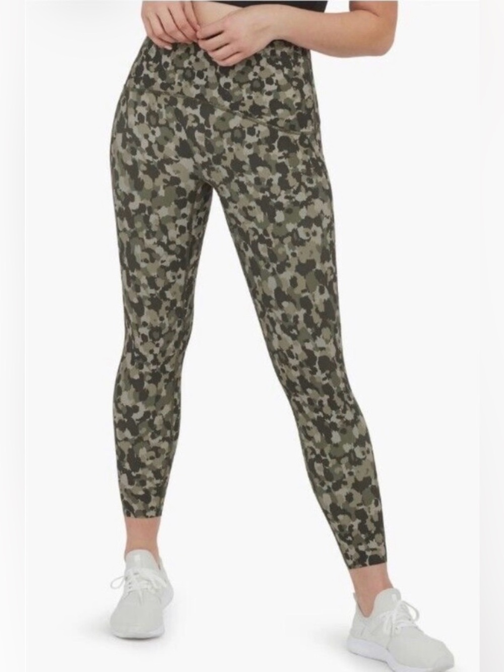 SPANX Booty Boost 7/8 Leggings Large NWT Brushed Collage Dark Palm Camo - Picture 13 of 13
